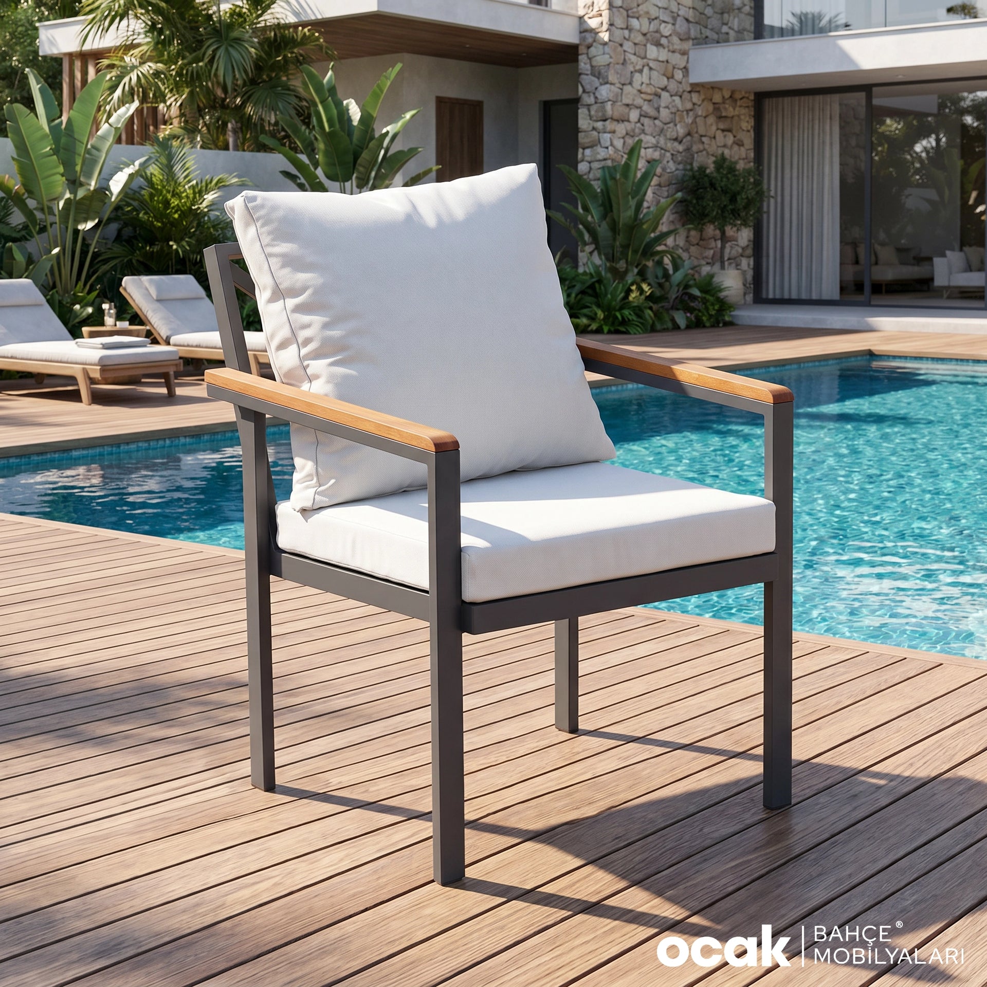 CROX CHAIR WITH CUSHION
